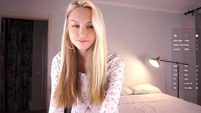 Snapshot of CherieSprinzl chatting on September 2025 05:31:01 AM CherieSprinzl online show from September 2025 05:31:01 AM