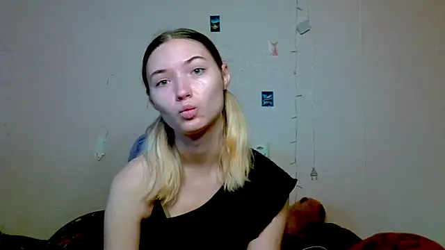  kikiclark   online show from October 2025 12:14:01 PM