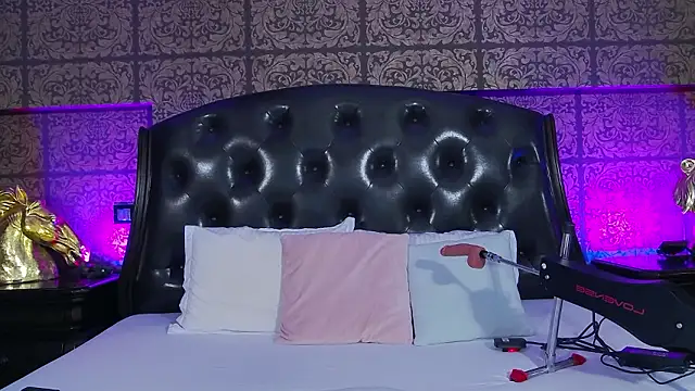 KendraMaxx online show from March 2026 06:19:02 AM