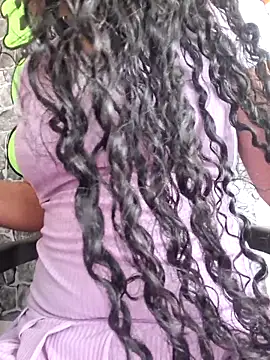 Lexiiee 1 online show from October 2025 04:05:01 PM