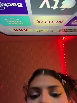 luluzinhax online show from April 2026 03:39:02 AM