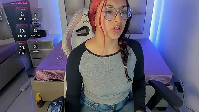 Valkiria js online show from November 2025 12:49:01 PM