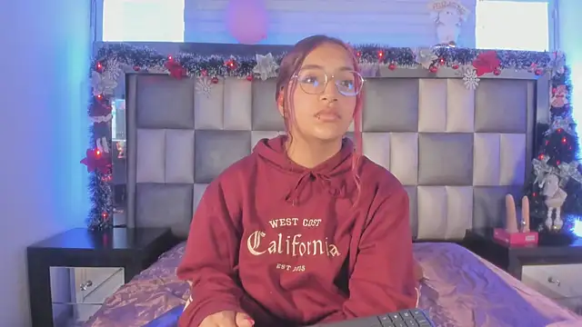 Valkiria js online show from December 2025 12:58:02 PM