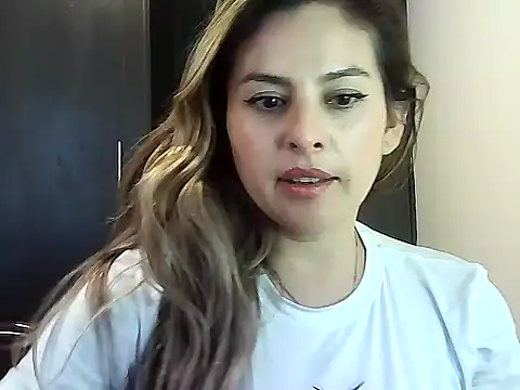 Valery  Rouse  online show from March 2026 06:55:02 PM