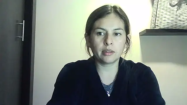 Valery  Rouse  online show from April 2026 12:27:01 AM