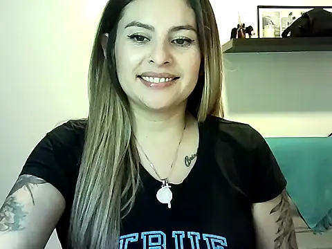 Valery  Rouse  online show from July 2026 09:39:02 PM