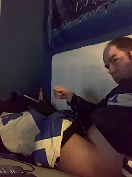 GeilerHSVFAN1989 online show from April 2026 05:51:01 PM