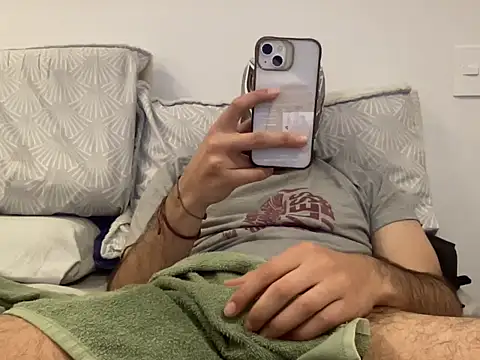 Snapshot of Superwow54 chatting on October 2025 08:04:02 PM Superwow54 online show from October 2025 08:04:02 PM