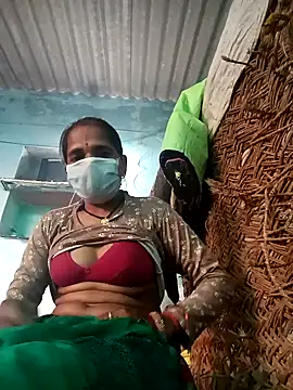 Snapshot of Hot-honi chatting on September 2025 12:31:02 PM Hot-honi online show from September 2025 12:31:02 PM