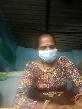 Snapshot of Hot-honi chatting on September 2025 03:06:01 PM Hot-honi online show from September 2025 03:06:01 PM