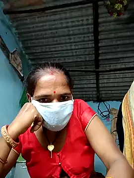 Snapshot of Hot-honi chatting on September 2025 01:16:01 PM Hot-honi online show from September 2025 01:16:01 PM