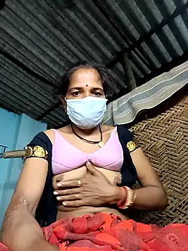 Snapshot of Hot-honi chatting on October 2025 10:29:02 PM Hot-honi online show from October 2025 10:29:02 PM