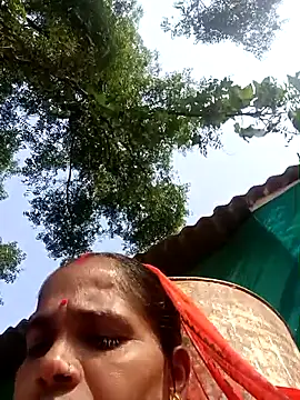 Hot-honi online show from November 2025 04:24:02 AM