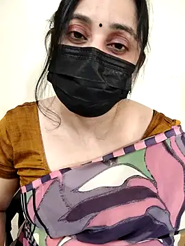 Snapshot of Monica_cams chatting on September 2025 06:42:02 PM Monica cams online show from September 2025 06:42:02 PM