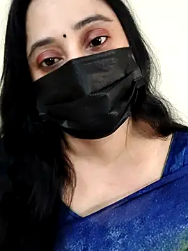 Snapshot of Monica_cams chatting on November 2025 01:43:03 PM Monica cams online show from November 2025 01:43:03 PM