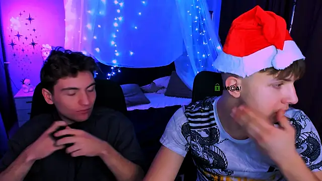 Snapshot of travis_wolf_ chatting on December 2025 08:13:02 PM travis wolf online show from December 2025 08:13:02 PM