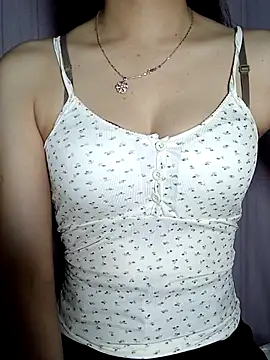 CherryBeii online show from April 2026 01:42:02 PM