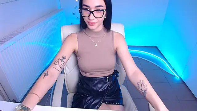 Bella Night4 online show from October 2025 12:26:02 PM