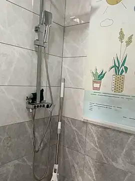 Snapshot of Winnie-1016 chatting on December 2025 06:08:02 AM Winnie-1016 online show from December 2025 06:08:02 AM