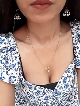 Snapshot of siya_rani67 chatting on November 2025 07:01:02 PM siya rani67 online show from November 2025 07:01:02 PM