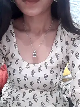 Snapshot of siya_rani67 chatting on December 2025 05:11:02 PM siya rani67 online show from December 2025 05:11:02 PM