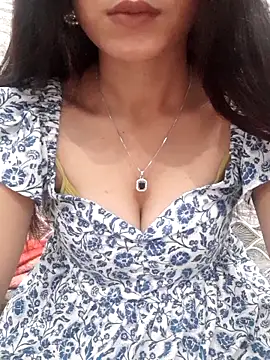 Snapshot of siya_rani67 chatting on December 2025 02:36:02 PM siya rani67 online show from December 2025 02:36:02 PM