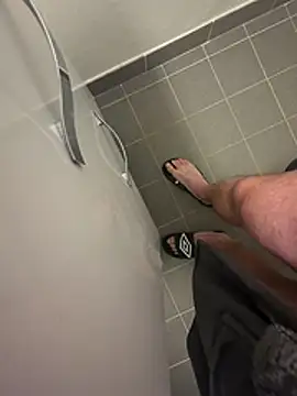 NuclearValue40 online show from February 2026 08:35:01 PM