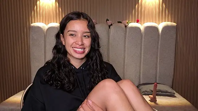  Mia Evans 1 online show from March 2026 01:56:01 AM