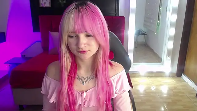  Charlotte Collins  online show from May 2026 03:20:01 PM