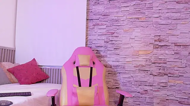 liz monserrat 1 online show from November 2025 07:35:01 PM