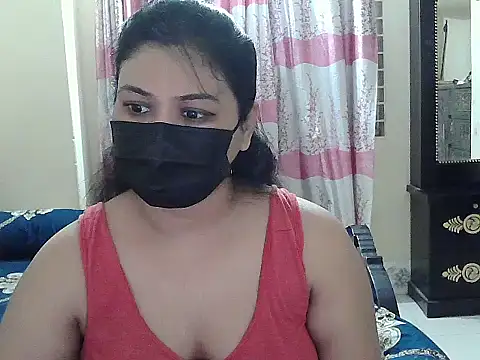 Snapshot of Elena_cruz5 chatting on September 2025 04:21:02 PM Elena cruz5 online show from September 2025 04:21:02 PM