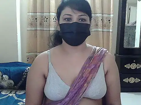 Snapshot of Elena_cruz5 chatting on October 2025 04:50:01 PM Elena cruz5 online show from October 2025 04:50:01 PM