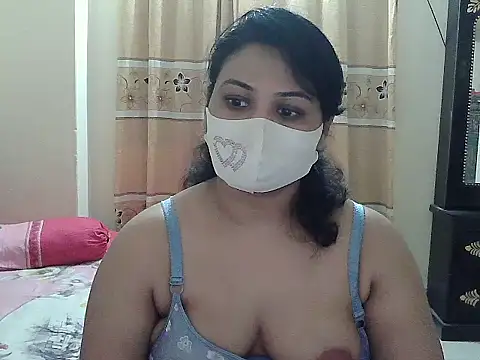 Snapshot of Elena_cruz5 chatting on November 2025 05:12:02 PM Elena cruz5 online show from November 2025 05:12:02 PM