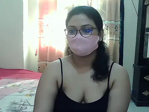 Snapshot of Elena_cruz5 chatting on November 2025 03:17:01 AM Elena cruz5 online show from November 2025 03:17:01 AM