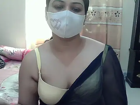 Snapshot of Elena_cruz5 chatting on November 2025 03:01:02 AM Elena cruz5 online show from November 2025 03:01:02 AM