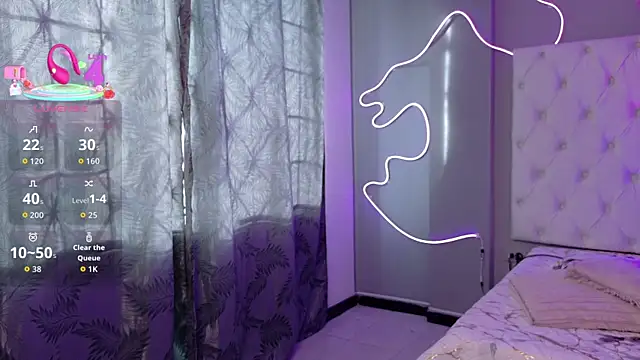 Snapshot of Emma_visconti chatting on November 2025 12:05:02 PM Emma visconti online show from November 2025 12:05:02 PM