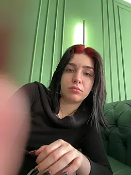 Snapshot of VampyScarlet chatting on September 2025 05:20:02 AM VampyScarlet online show from September 2025 05:20:02 AM