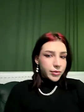 Snapshot of VampyScarlet chatting on October 2025 06:03:02 AM VampyScarlet online show from October 2025 06:03:02 AM
