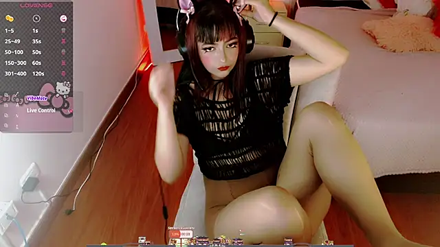 Lunyhose online show from October 2025 07:56:01 PM