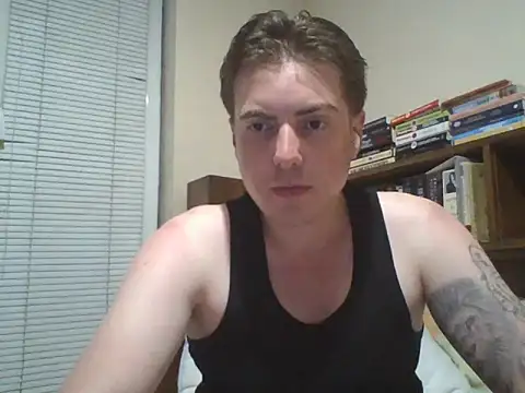 leaolad95 online show from July 2026 06:36:01 PM