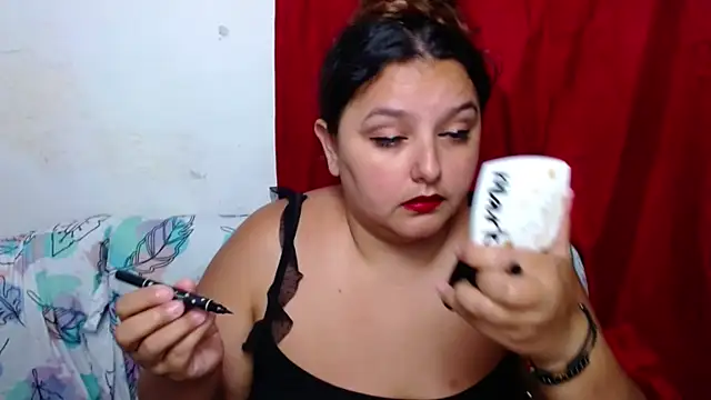 Snapshot of KeilyHall chatting on September 2025 04:29:01 AM KeilyHall online show from September 2025 04:29:01 AM