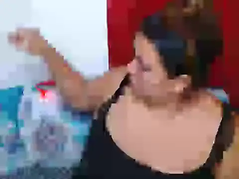 Snapshot of KeilyHall chatting on October 2025 04:04:02 AM KeilyHall online show from October 2025 04:04:02 AM