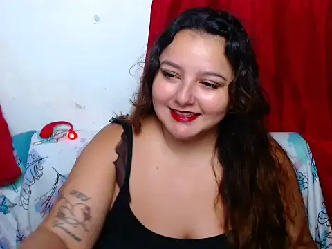 Snapshot of KeilyHall chatting on October 2025 09:30:01 AM KeilyHall online show from October 2025 09:30:01 AM