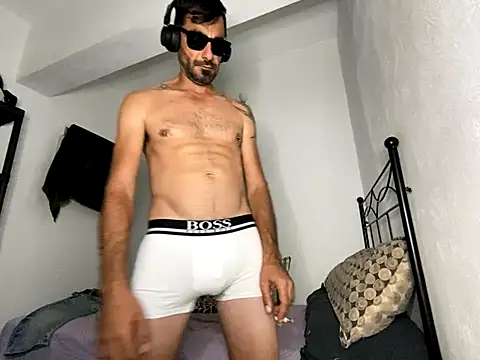 Snapshot of Asmodeo-6 chatting on November 2025 07:13:02 PM Asmodeo-6 online show from November 2025 07:13:02 PM