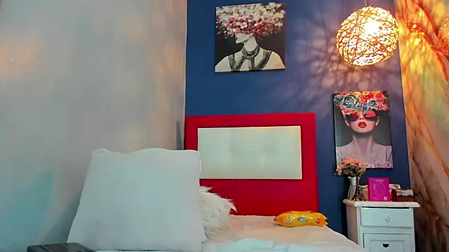 Skarlett hot  online show from November 2025 12:15:02 PM