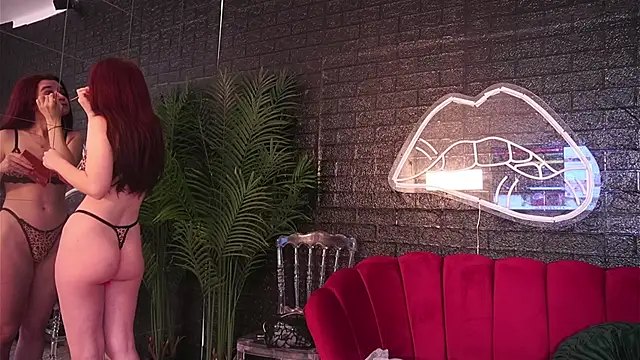 Snapshot of CherrySin chatting on November 2025 06:30:02 PM CherrySin online show from November 2025 06:30:02 PM