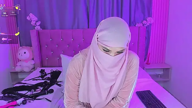 Nayla-Mouna online show from March 2026 07:36:02 AM