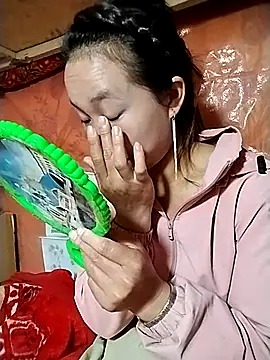 Snapshot of liu-liusexy chatting on October 2025 01:05:02 AM liu-liusexy online show from October 2025 01:05:02 AM