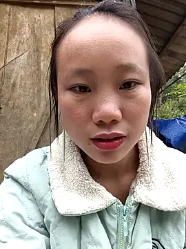 Snapshot of liu-liusexy chatting on October 2025 02:47:02 AM liu-liusexy online show from October 2025 02:47:02 AM