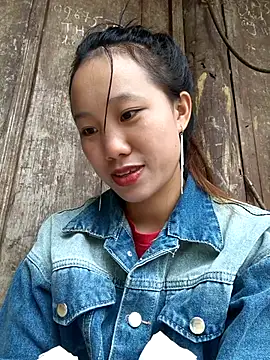 Snapshot of liu-liusexy chatting on October 2025 06:47:01 AM liu-liusexy online show from October 2025 06:47:01 AM